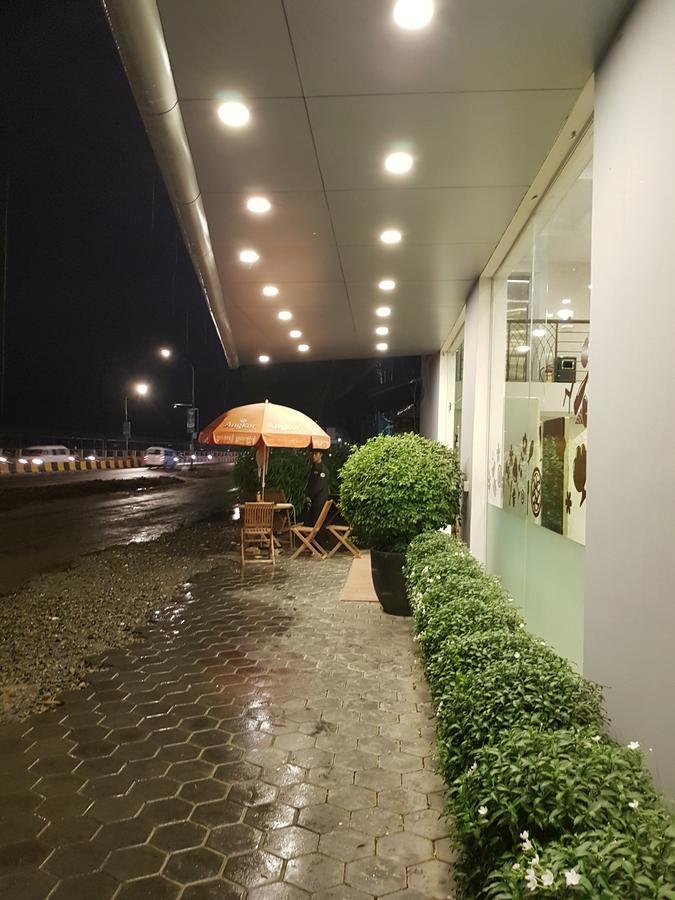 Golden Apple Hotel - Airport Phnom Penh Exterior foto